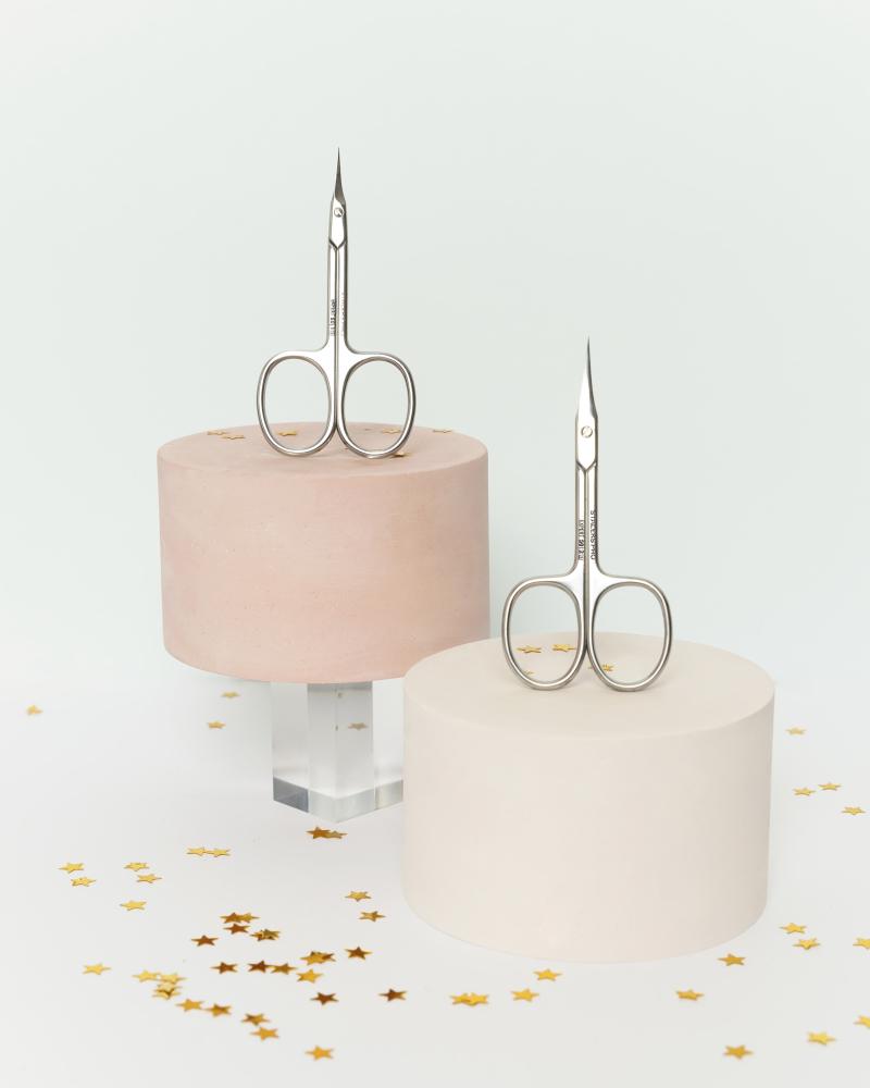 Tijeras de manicurista profesional
